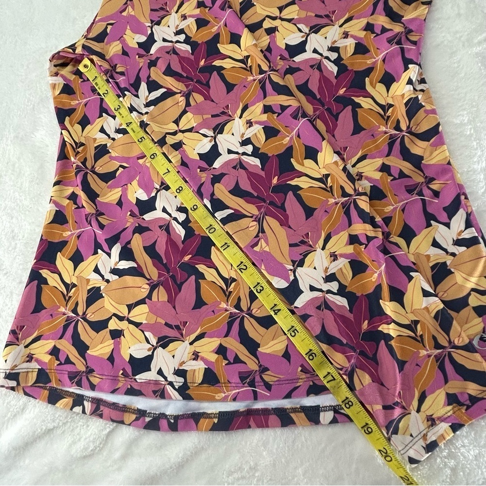 The American Outdoorsman For Women Vibrant Leaf Pattern Long Sleeve Top Size M - Picture 7 of 13